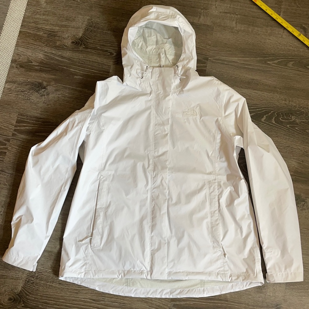 The North Face venture wind breaker